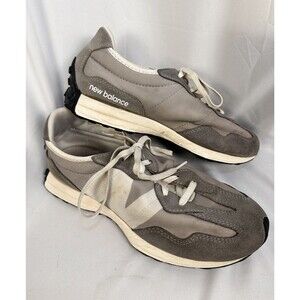 New Balance Sneaker Tennis Shoe Youth Boys Size 6.5 Gray Preowned Condition